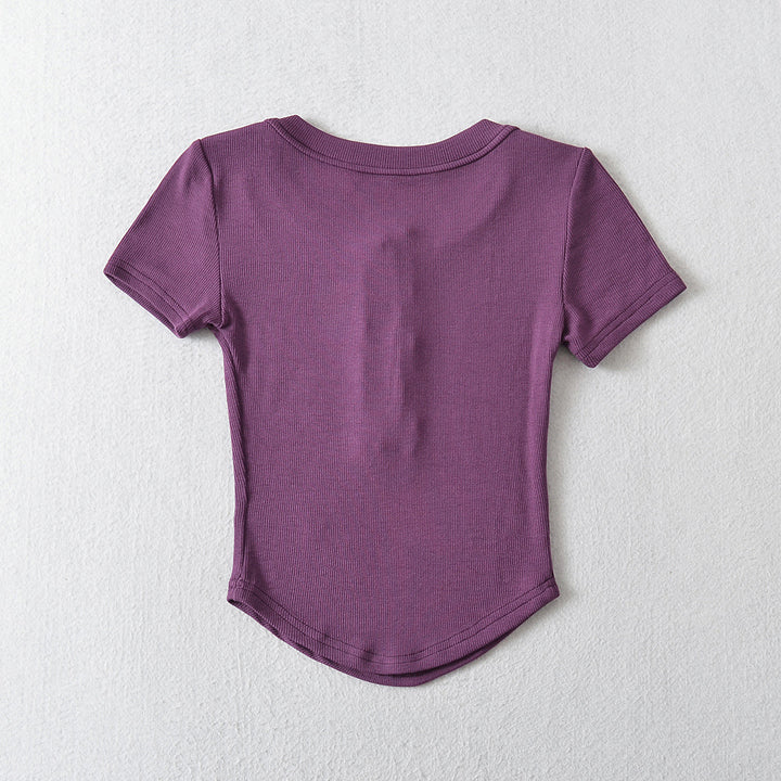 Dame kortærmet Henley-shirt med fine knapdetaljeringer og elastisk materiale Stilla