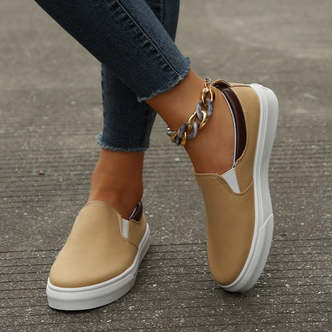 Dame Slip-On Fritidssko med elastisk indgang og skridsikker sål Stilla