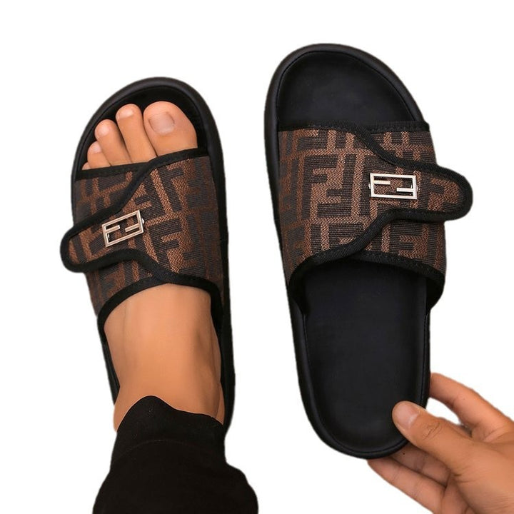 Dame slide-sandaler med moderigtigt design og anatomisk fodseng Stilla