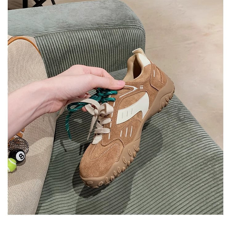Dame Sporty Sneakers lavet af kvalitetsnubuck med skridsikker sål og åndbar polstring Stilla