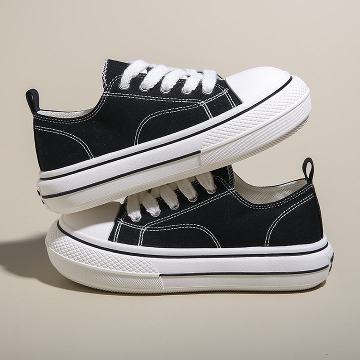 Dame Halvhøje Sneakers med tidløse gummisåler og behagelig bærekomfort Stilla