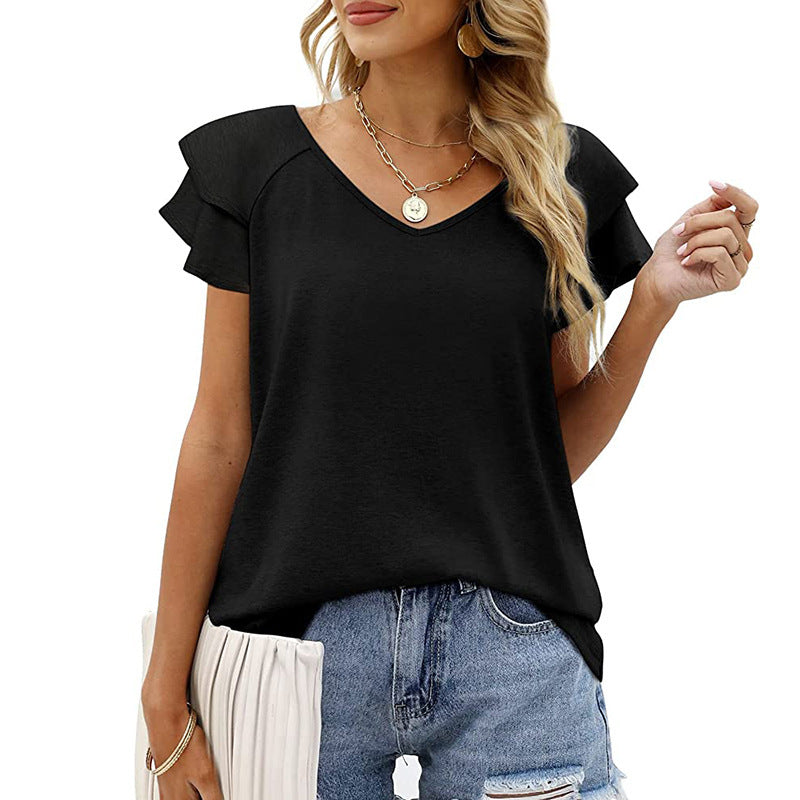 Dame T-shirt med elegante flæse-detaljer og V-hals Stilla