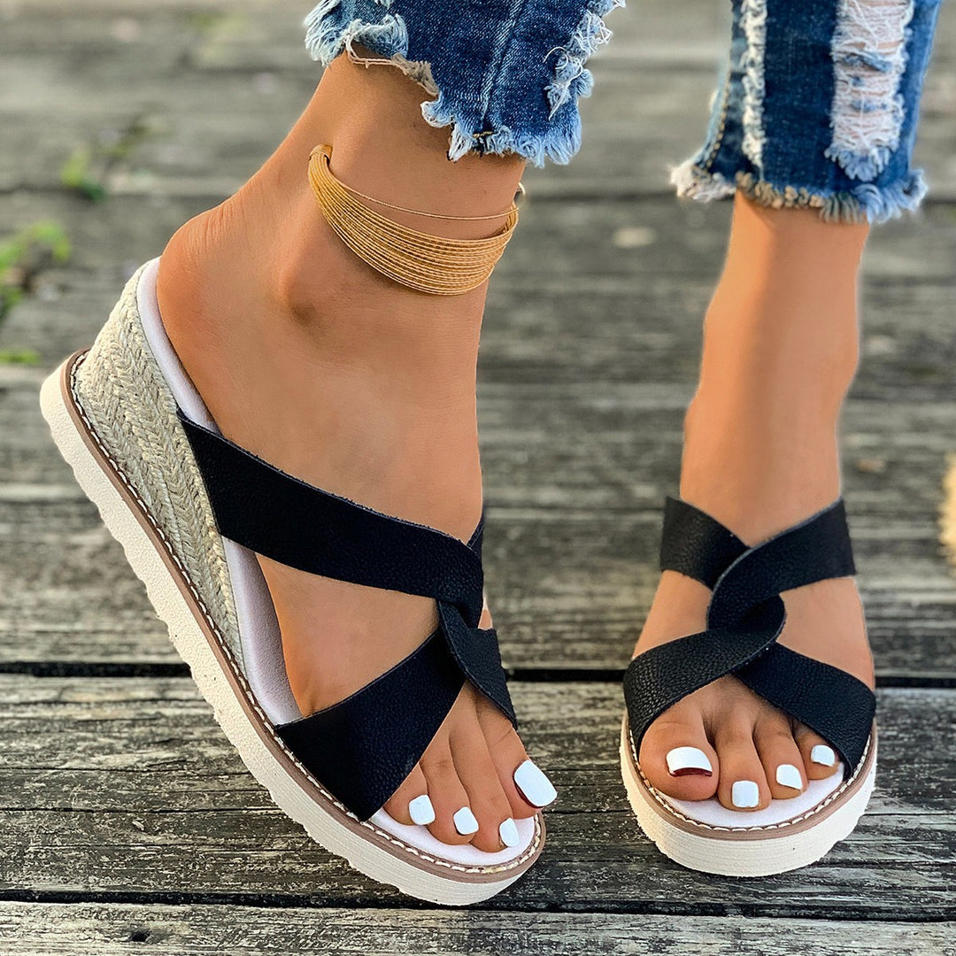 Dame elegante Plateau-Sandaler med krydsbånd design og skridsikker sål Stilla