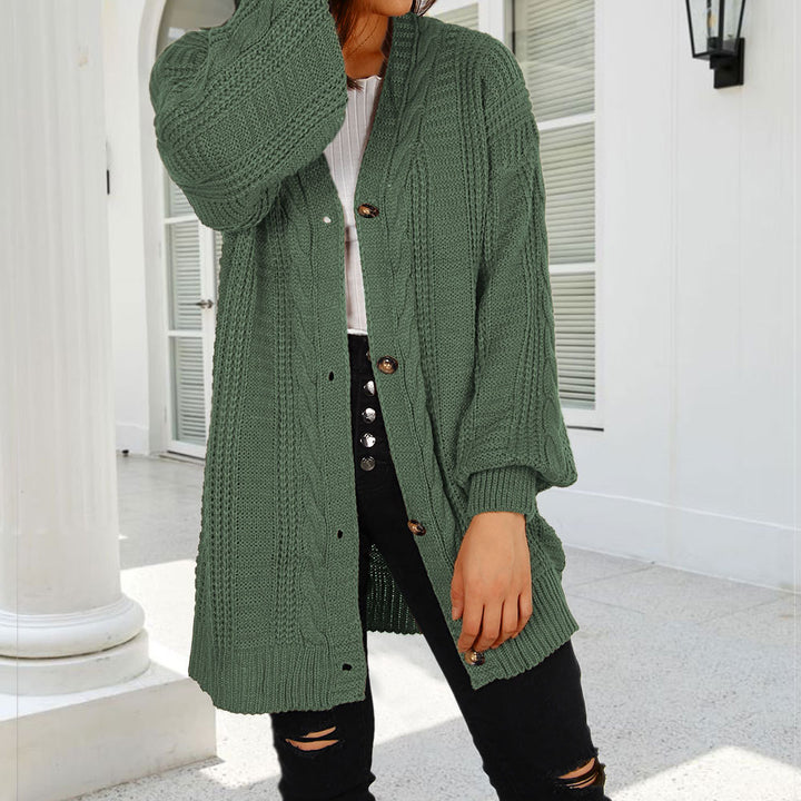 Dame chunky strik cardigan med elegant knaplukning og brede ærmer Stilla
