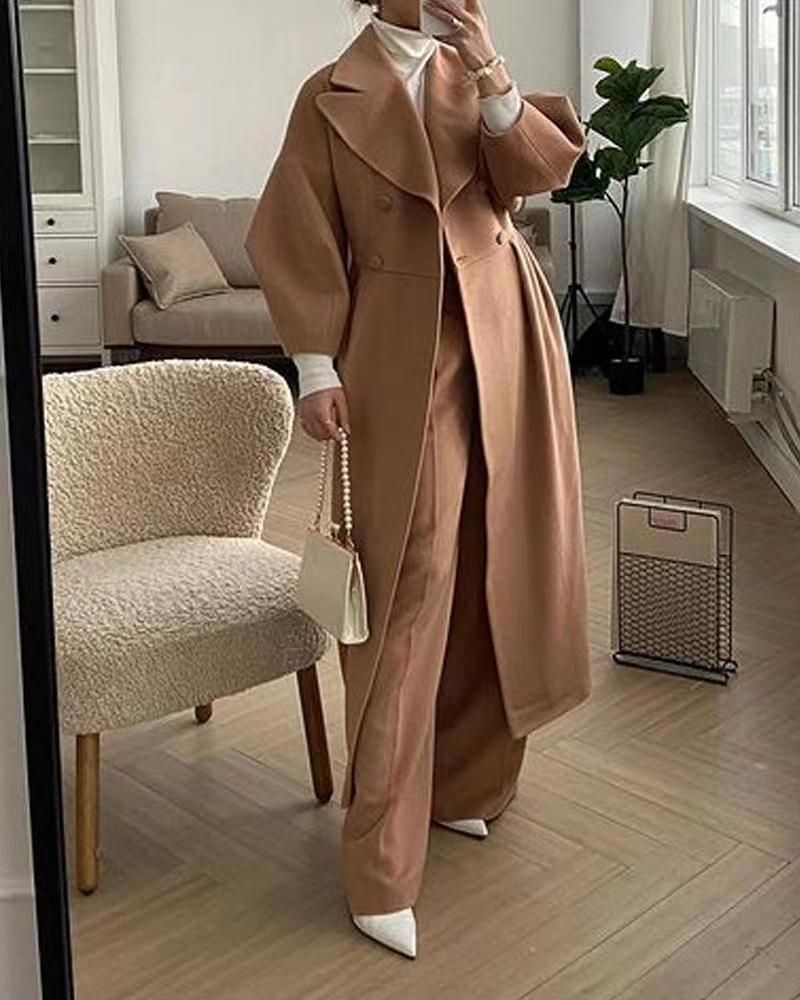 Kvinders elegante trenchcoat med skræddersyet pasform og sideslids Stilla