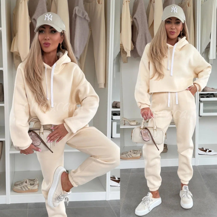 Damer Casual og Trendy Jogging Sæt med Cropped Hoodie og Behagelige Bukser Skovae