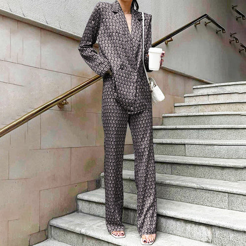 Dame blazer-bukser-kombination med moderne mønster og elegant snit Stilla
