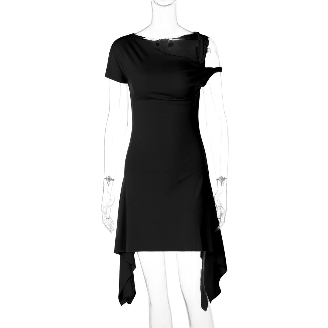 Damer Chic Asymmetrisk Minikjole med transparente detaljer og figursympatisk snit Stilla