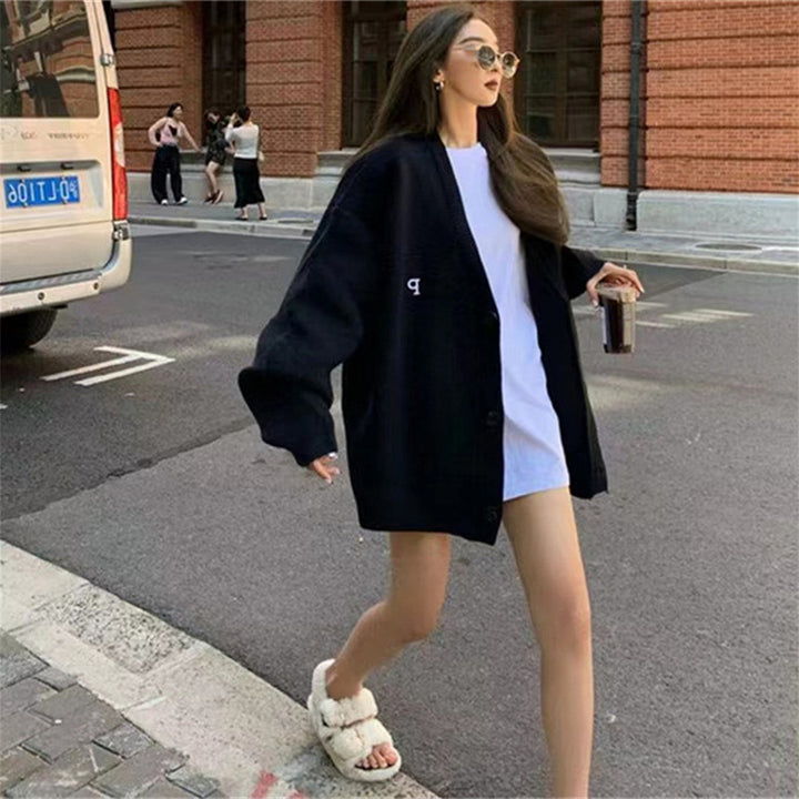 Kvindernes oversized strikblazer med trendy snit og fint strikkemønster Stilla