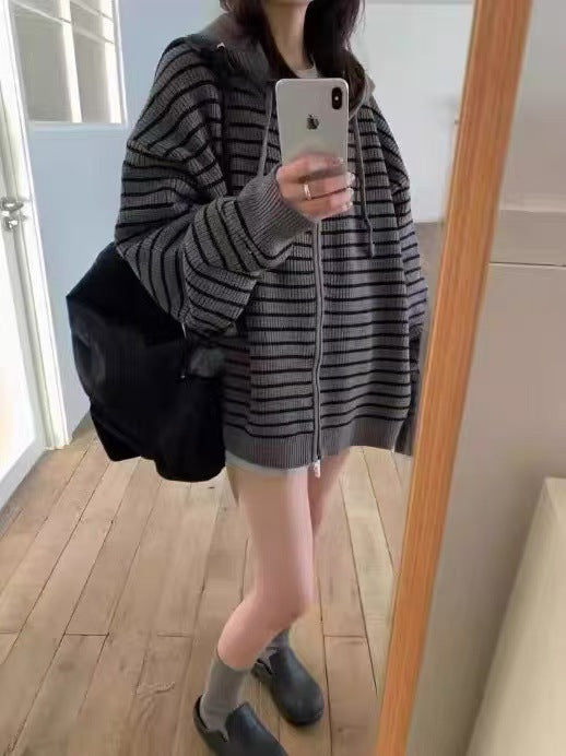 Kvinders oversized cardigan med lynlås og hætte Stilla