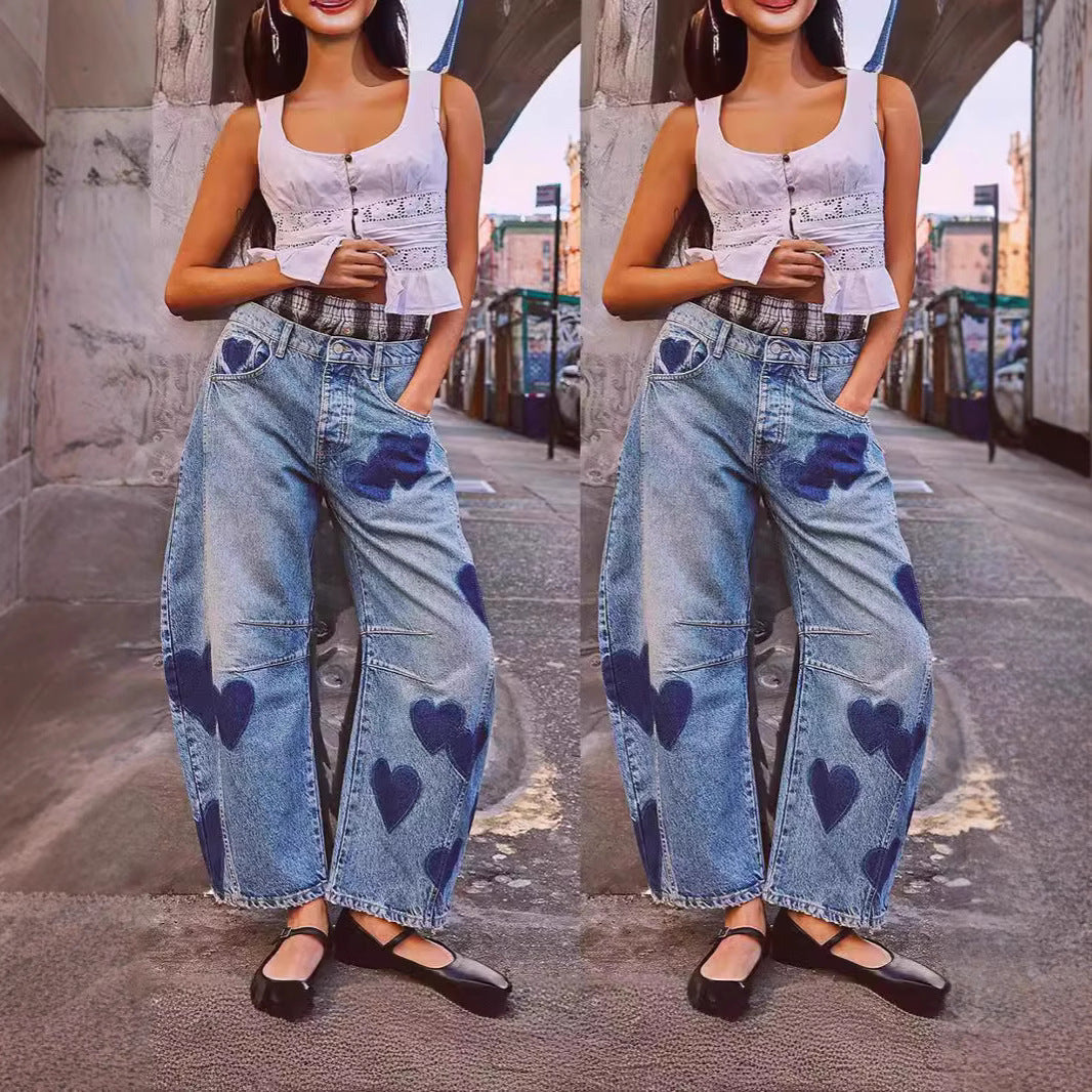 Dame Bred Jeans med Hjerte-Print og komfortabel Pasform Stilla