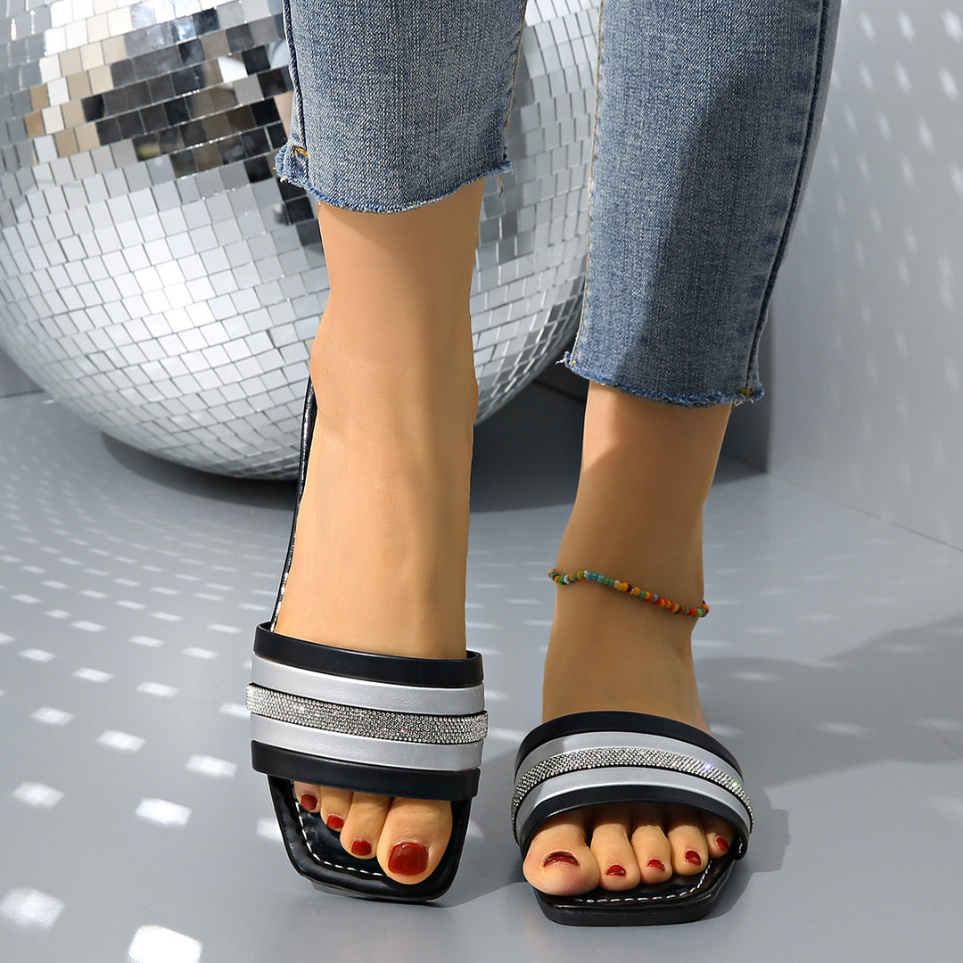 Dame elegante slippers med metal akcenter Stilla