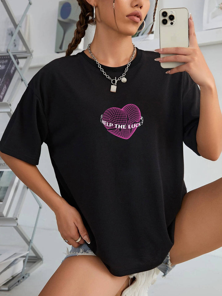 Dame afslappet T-shirt med kreativt grafikdesign Stilla