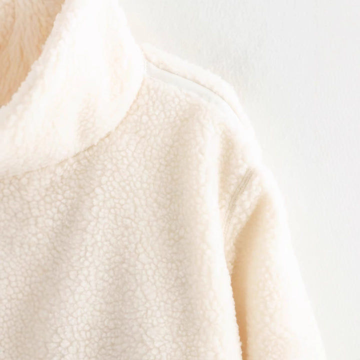Dame Cozy Fleece Jakke med Høj Krave og Praktiske Lommer Stilla