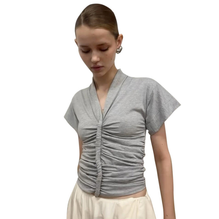 Dame elegant kortærmet top med figursyet drapering Skovae