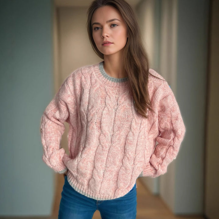 Dame chunky striktrøje med kabeldesign og generøs drapering Stilla