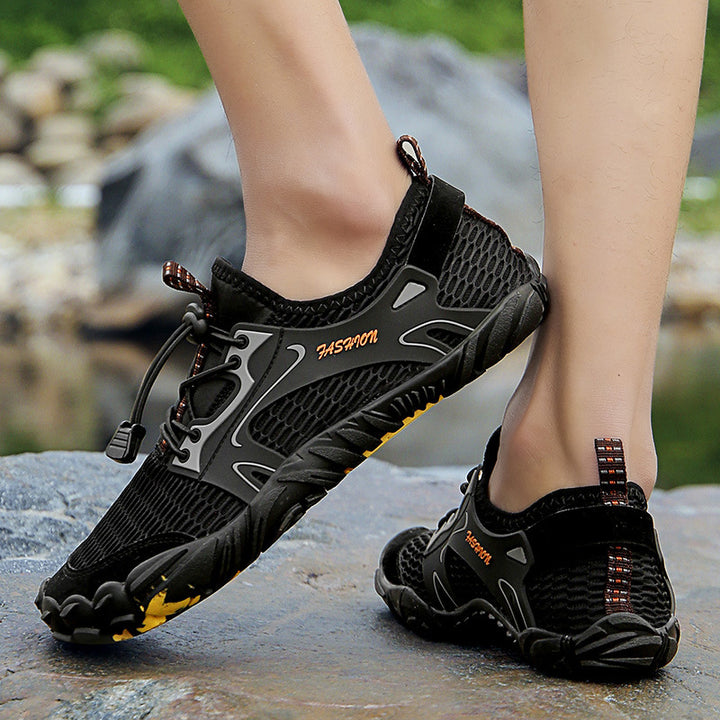 Unisex nan Aqua-Sneaker med elastisk indgang, hurtig snøring og skridsikker flex-sål Skovae