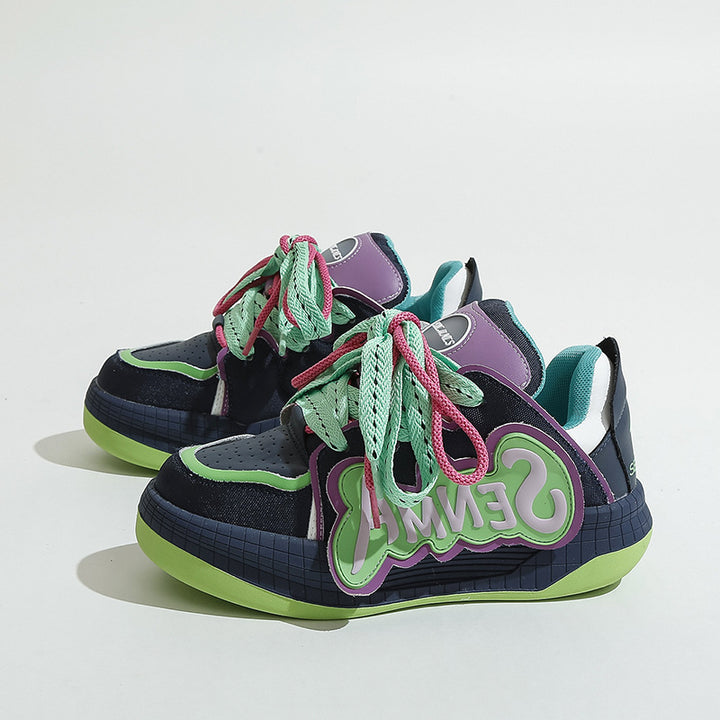 Dame Sporty Sneakers med unikt design og innovative snøringssystemer Stilla