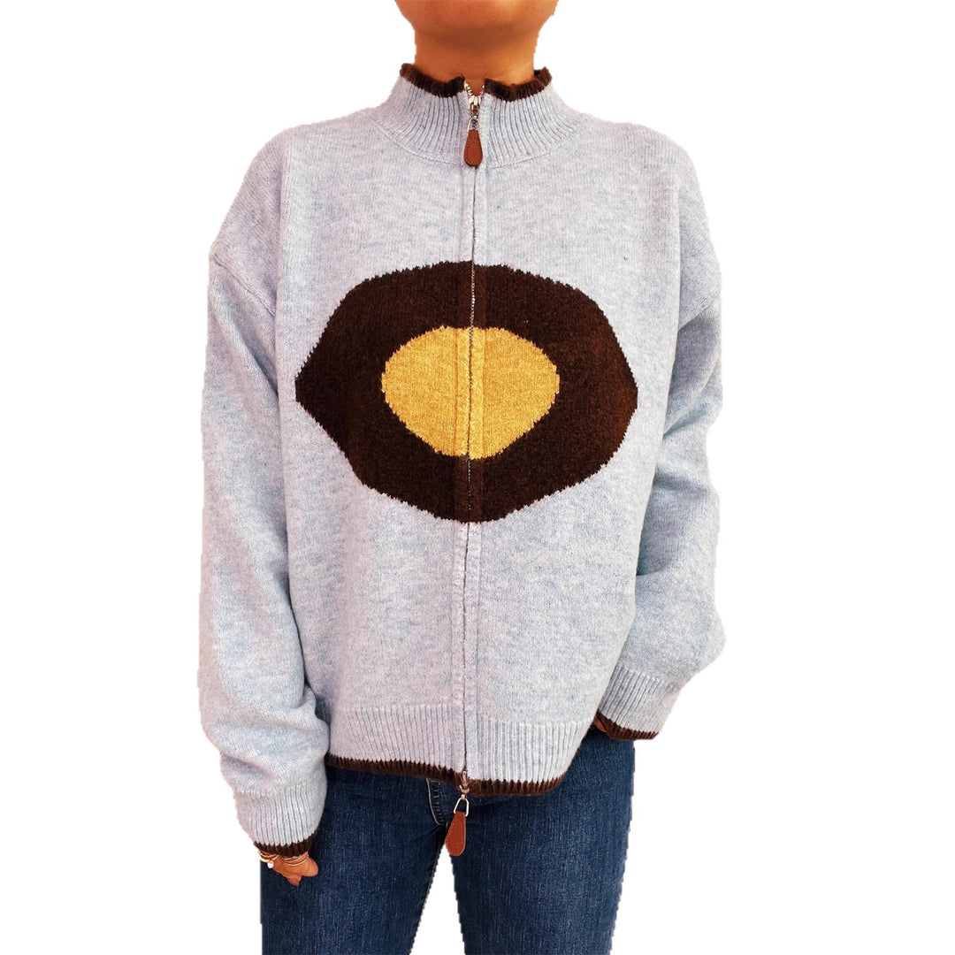 Kvinders hyggelige strikket sweater med lynlås og unikt design Stilla