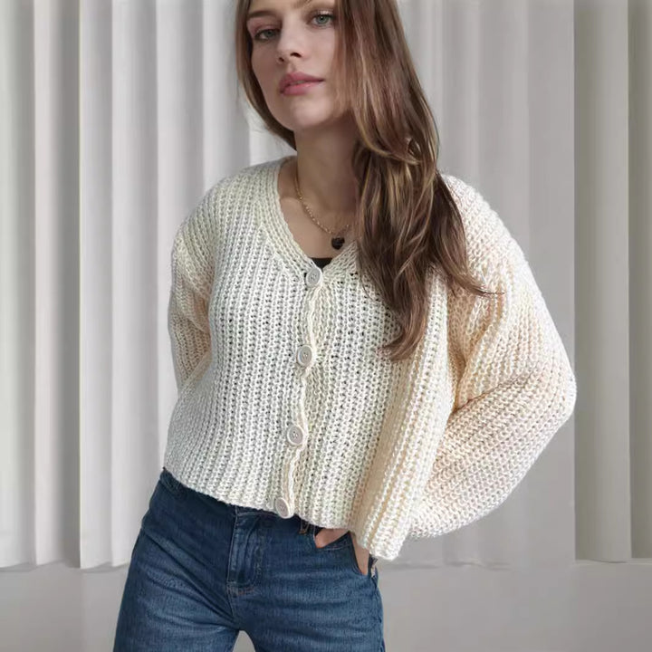 Kvinders cropped cardigan med chunky strikstruktur og store knapper Stilla