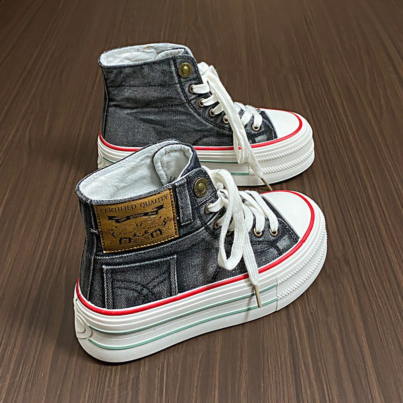 Dame højformat sneakers med moderigtige plateau sål og robust canvas-materiale Stilla