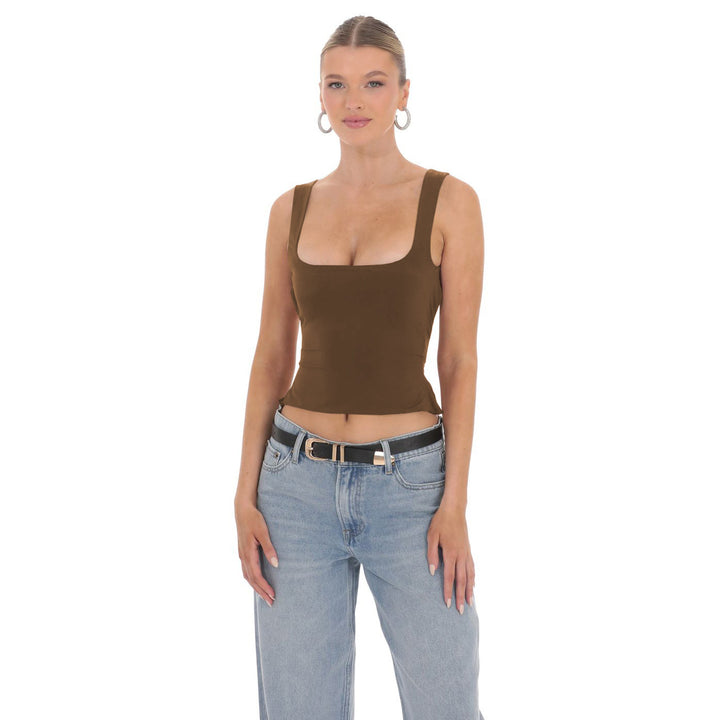 Dame moderne Crop-Top med firkantet udskæring og brede stropper Stilla
