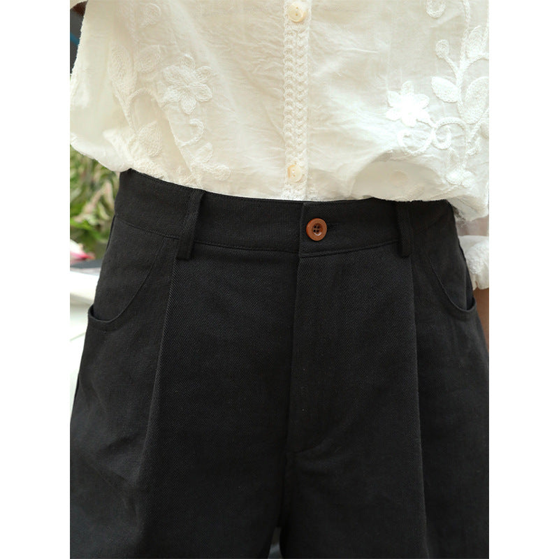 Dame luftige linned-shorts med elegant foldedetail Stilla