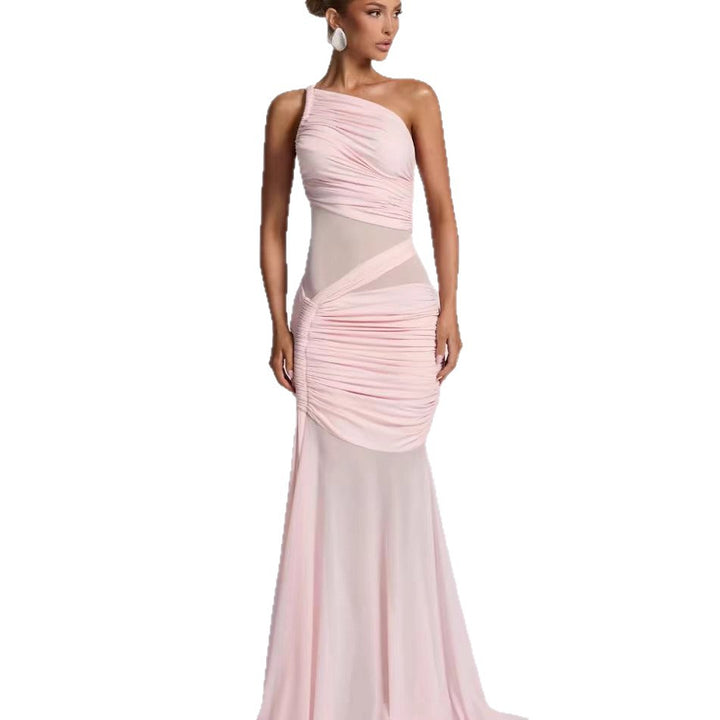 Dame elegante asymmetrisk aftenkjole med raffinerede volangdetaljer Skovae