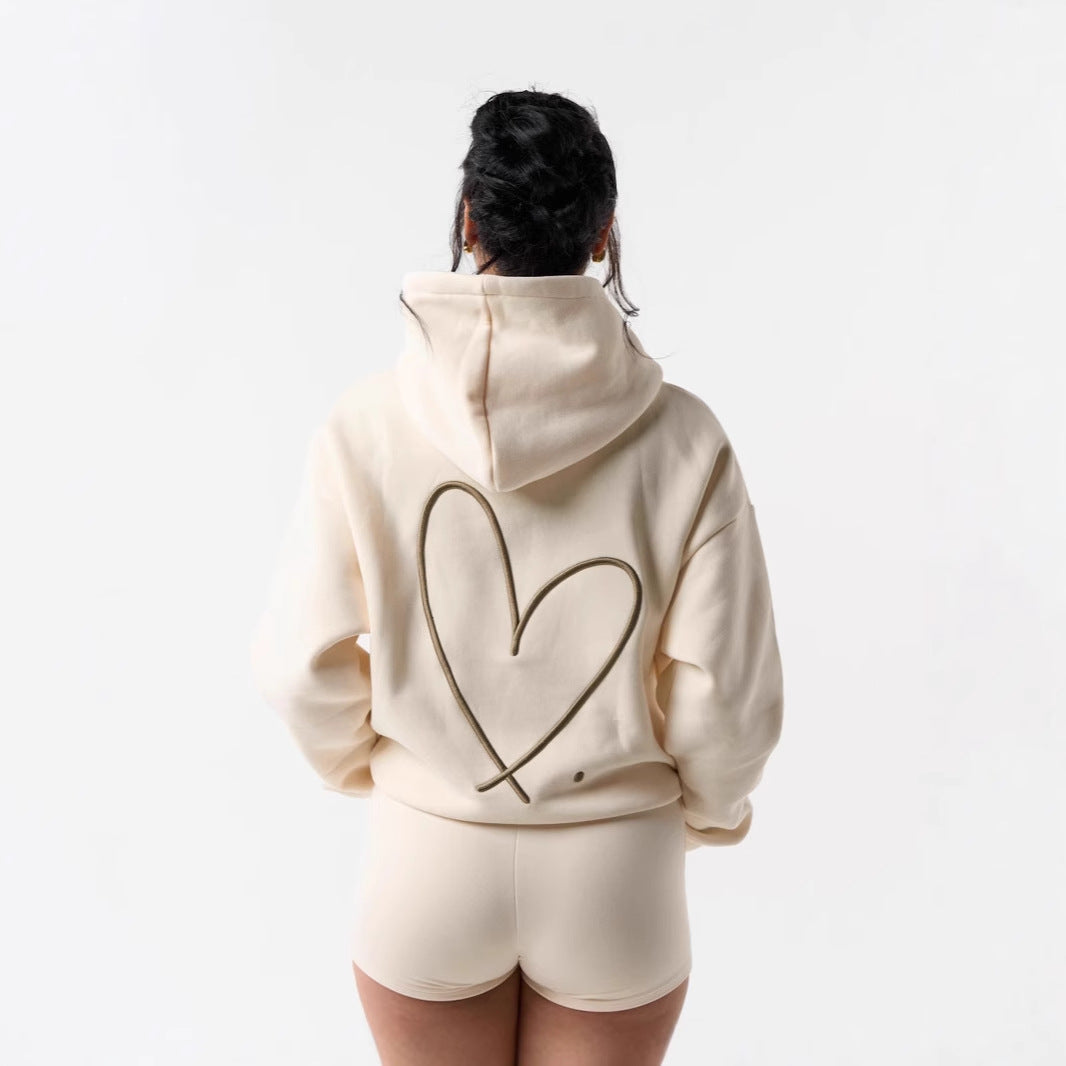 Kvinders hættetrøje sweatshirt med stort hjerte design og komfortable korte shorts Skovae