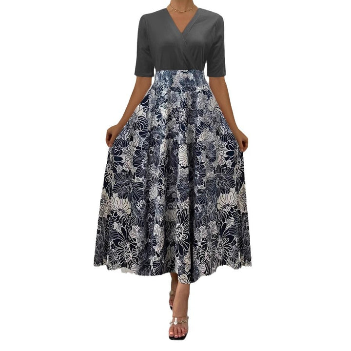 Dame Maxikjole med blomstret design og elegant indpakningseffekt Stilla