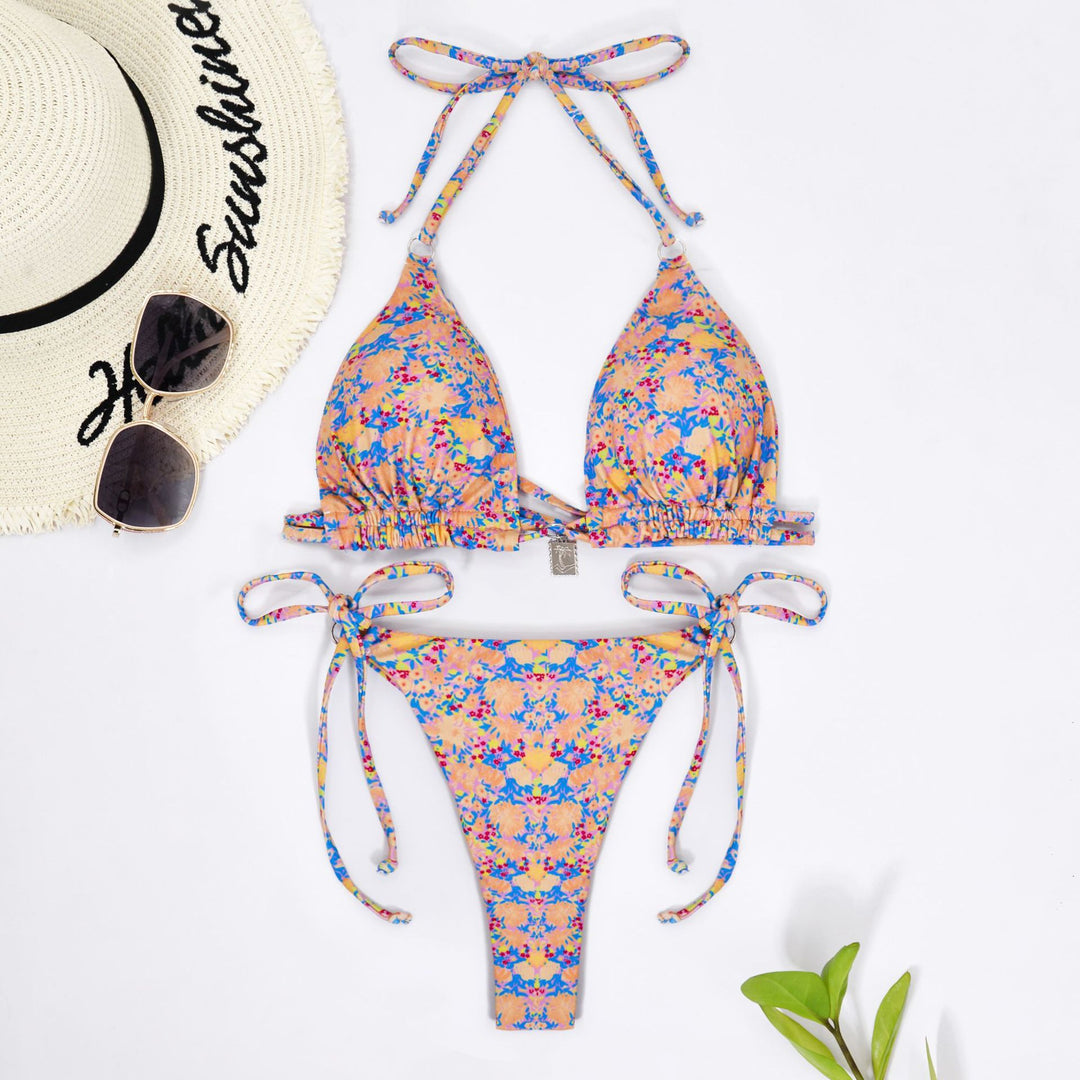 Dame Triangel-Bikini-Sæt med feminine flæser og blomsterdesign Stilla