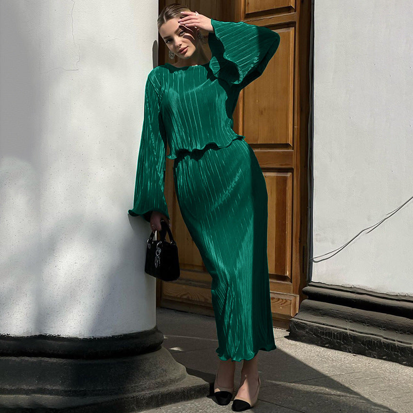 Dame sæt bestående af langærmet bluse og elegant maxiskørt med ribstruktur Stilla