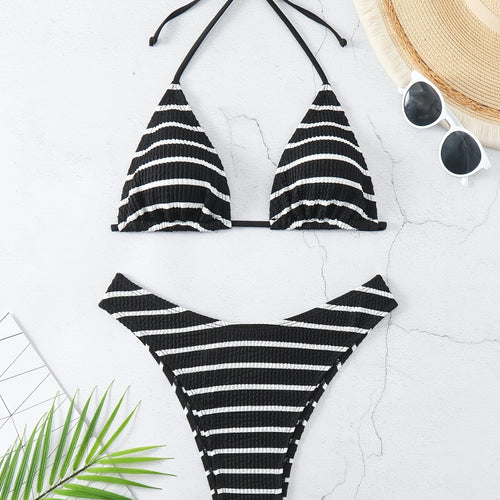 Dame triangel-bikini med raffinerede striber Skovae