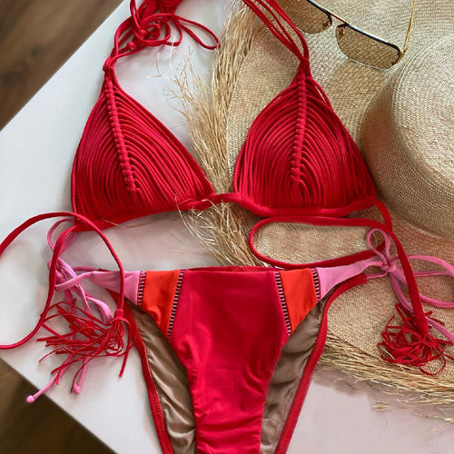 Dame bikini-sæt med raffinerede ruffle-elementer og justerbare stropper Stilla