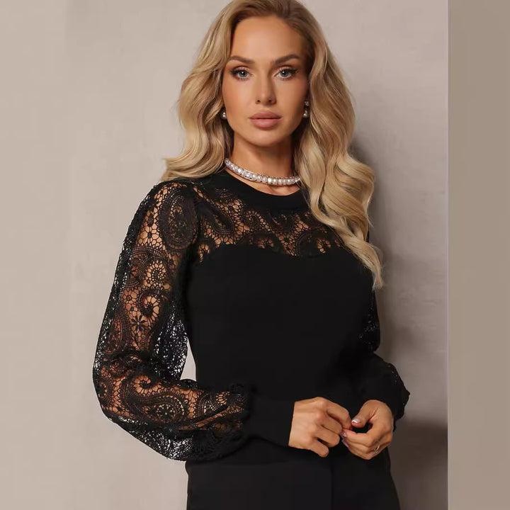 Dame fin strikpullover med transparente spidsærmer og elegant rund halsudskæring Stilla