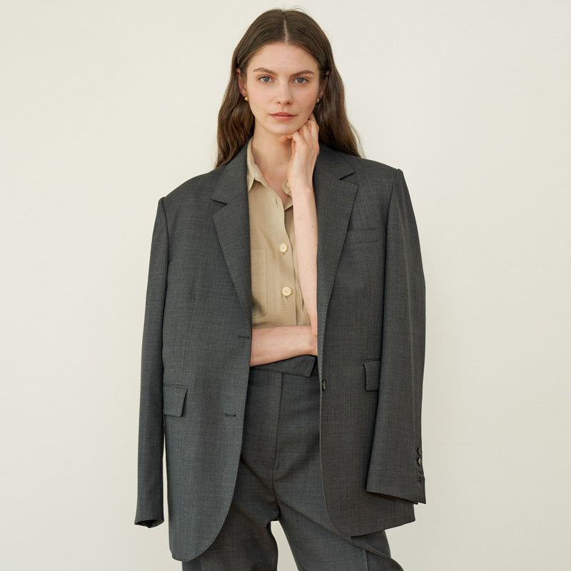 Dame stilfuld Oversized Blazer i høj kvalitet stof med moderne detaljer Stilla