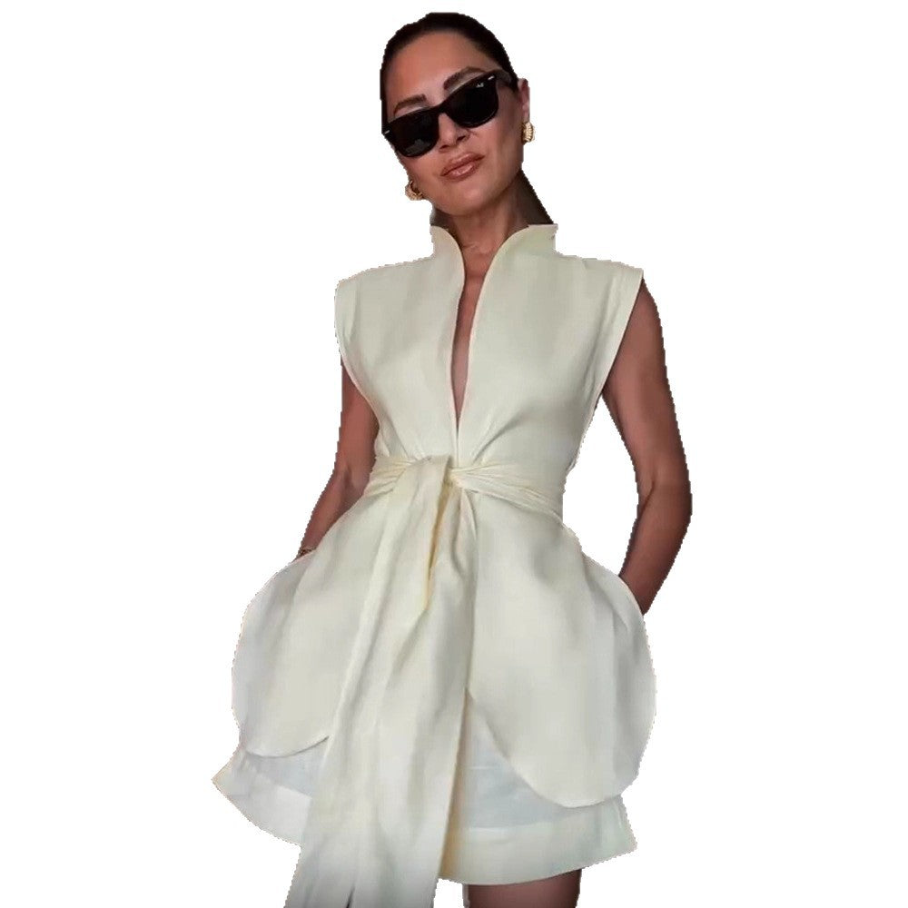 Dame jumpsuit med elegant indpakningsdesign og oversize lommer Stilla