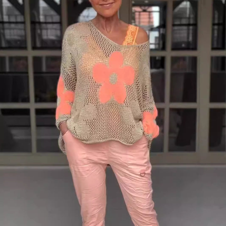 Dame strikoverdel med stort blomsterdesign Stilla