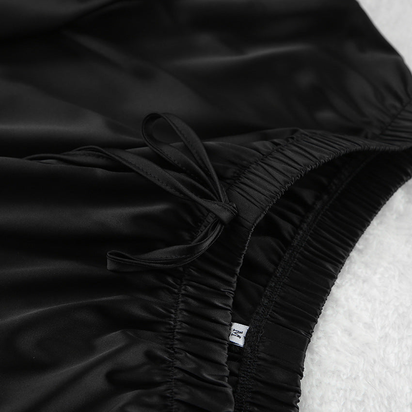 Dame sæt bestående af afslappet cropped top og voluminøse shorts Stilla