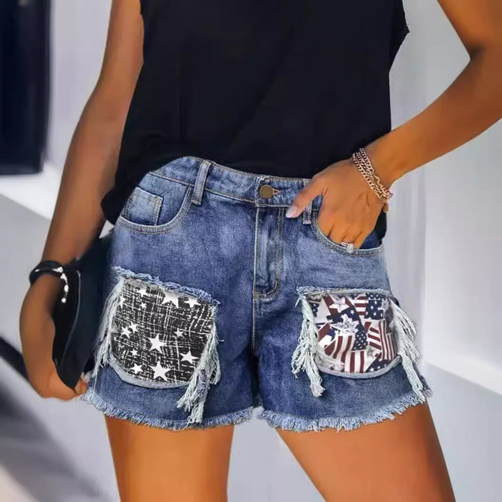 Dame Destroyed Denim-Shorts med modish lommer og frynset kant Stilla