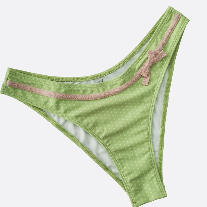 Dame polka dot bikini med legende design Skovae