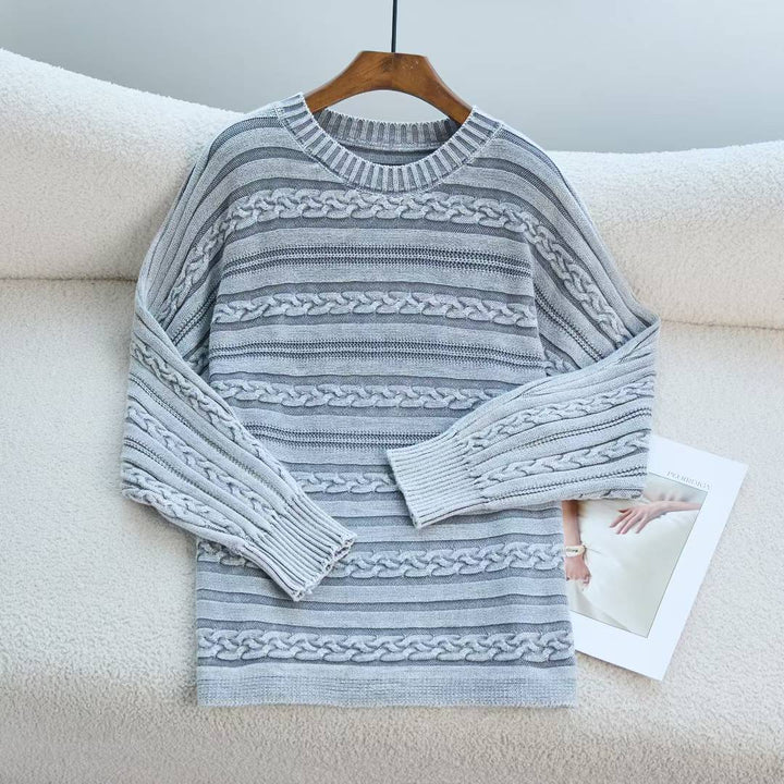 Kvindernes chunky striktrøje med fashionable kabelmønster og afslappet pasform Stilla