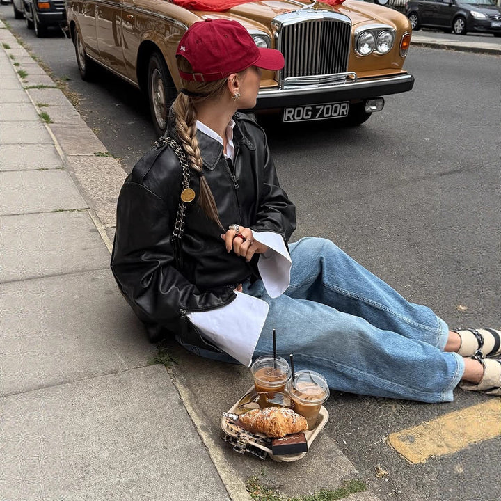 Dame Kunstlæderjakke med elegante ærmer Stilla