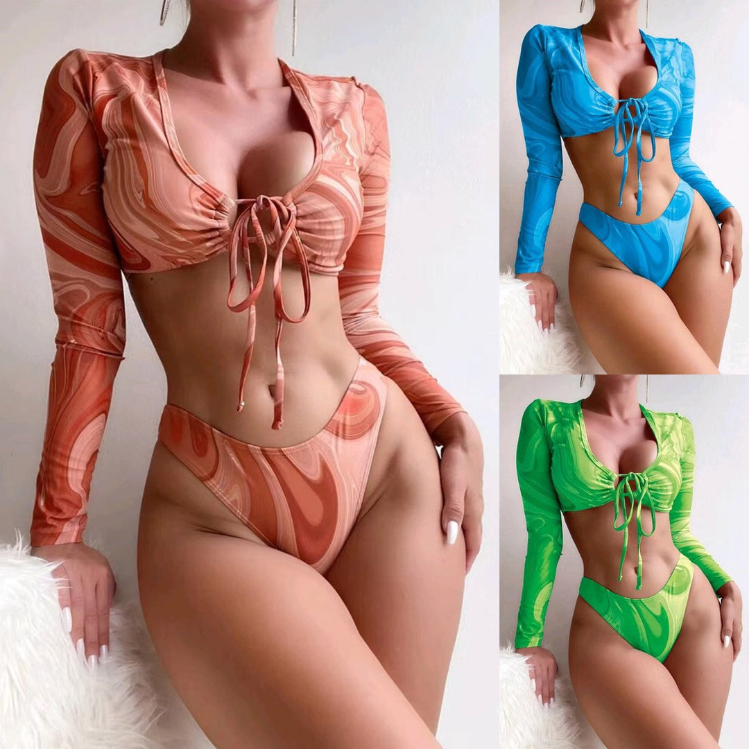 Dame bikiniset med langærmet crop-top og højtsiddende slip Stilla