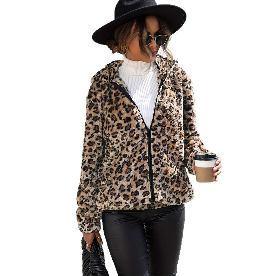 Dame fleecejakke med leopardmønster og praktisk lynlås Stilla