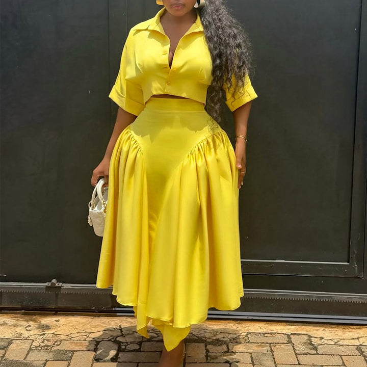 Dame Elegant To-delt Outfit med cropped Bluse og svingende Skørt Skovae