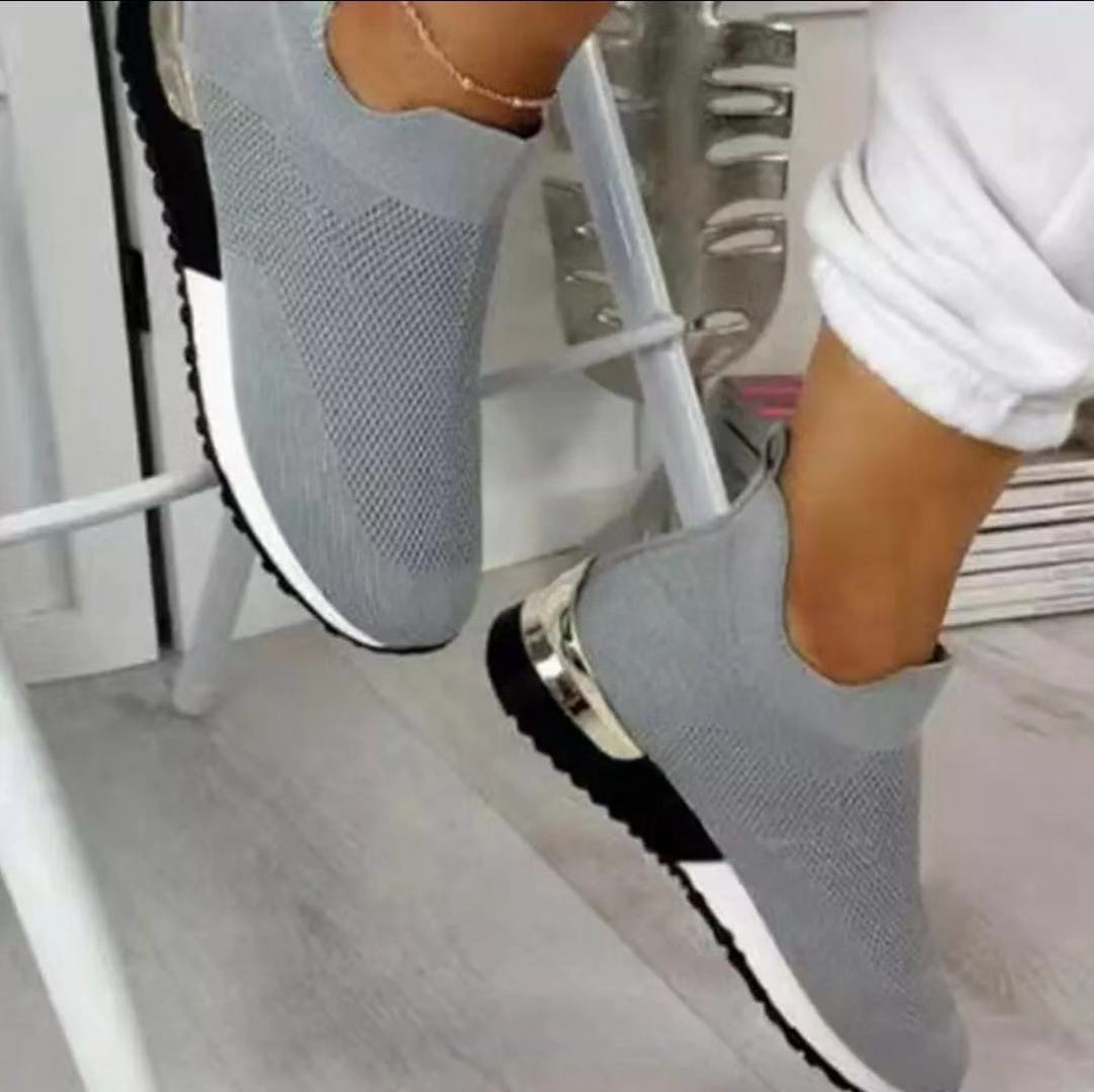 Dame Åndbare Slip-On Sneakers med fleksibel Strikoverdel Stilla