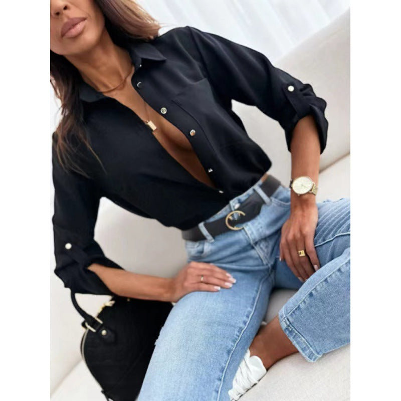 Kvindernes elegante bluse med knapdetaljer og lange ærmer Stilla