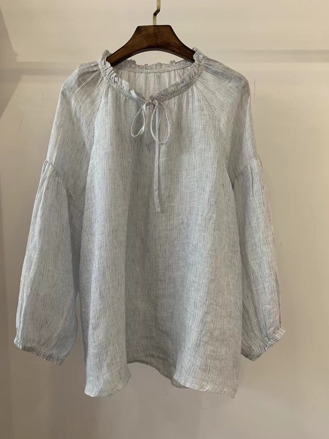 Femme Relaxed Fit Rynket Halsbluse Stilla