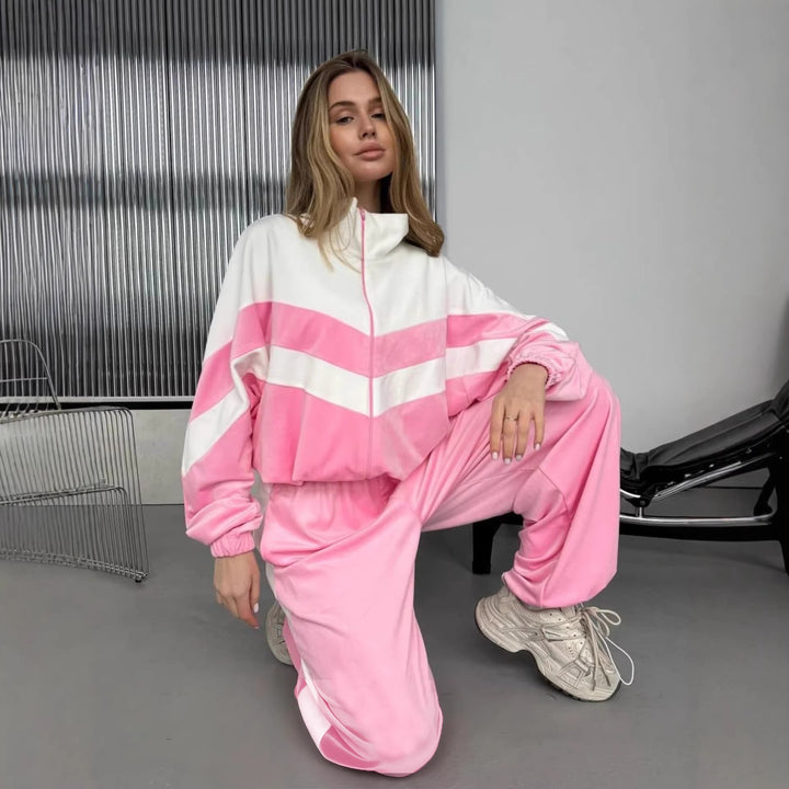 Kvinders sporty fløjls tracksuit med elegant lynlås og moderne striber Skovae